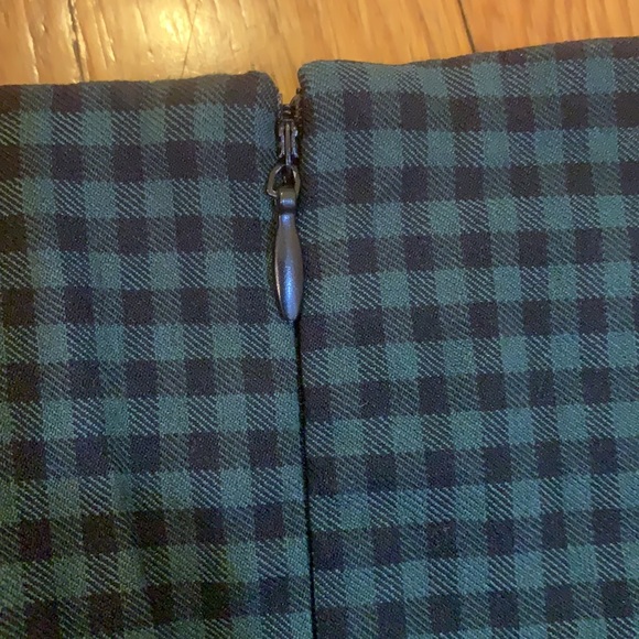 Urban outfitters green and black plaid mini skirt - Picture 5 of 5